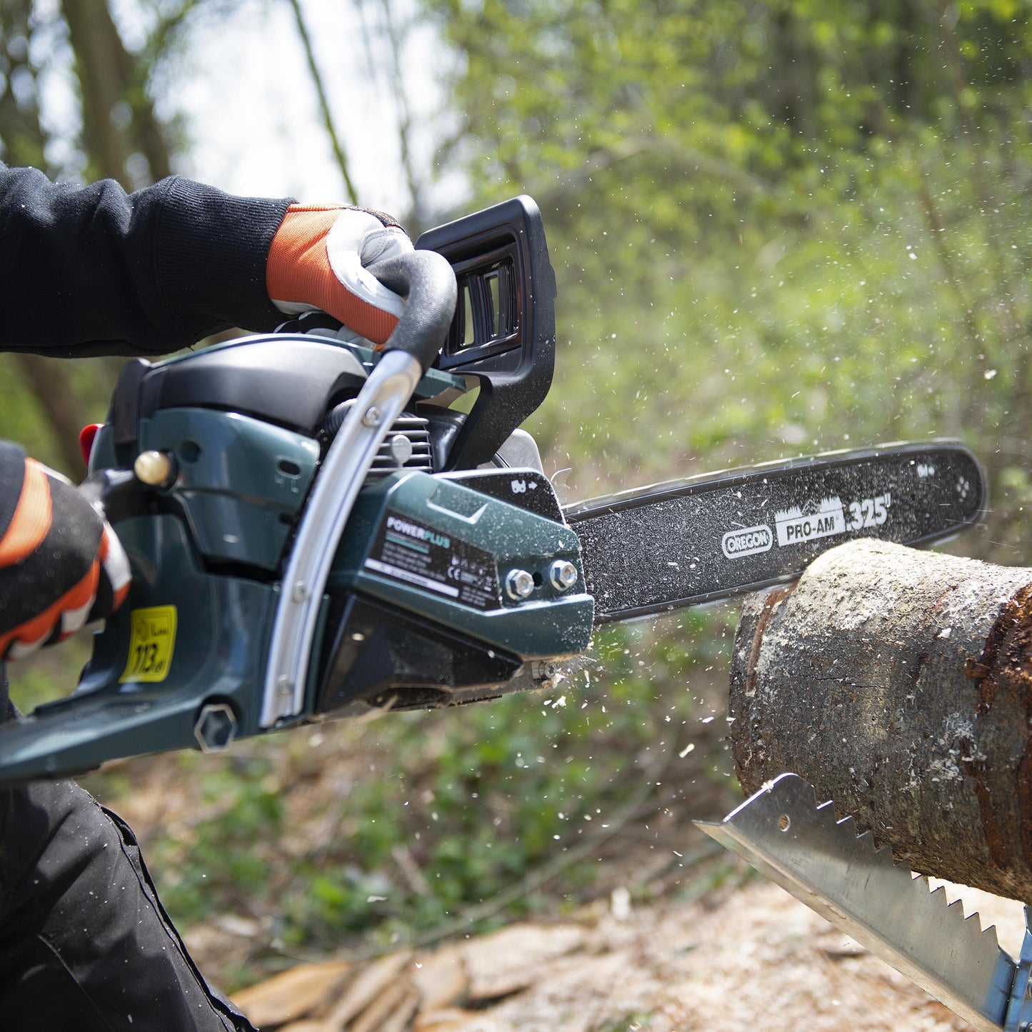 Power Plus - 1.95kw Chainsaw - 45cc