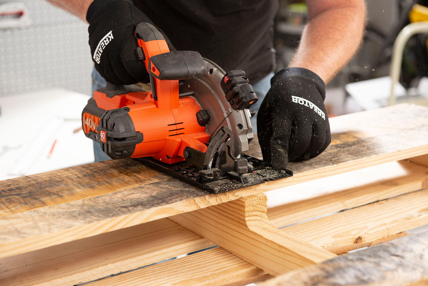 Dual Power - 20V Cordless Circular Saw - 165mm (unit only)