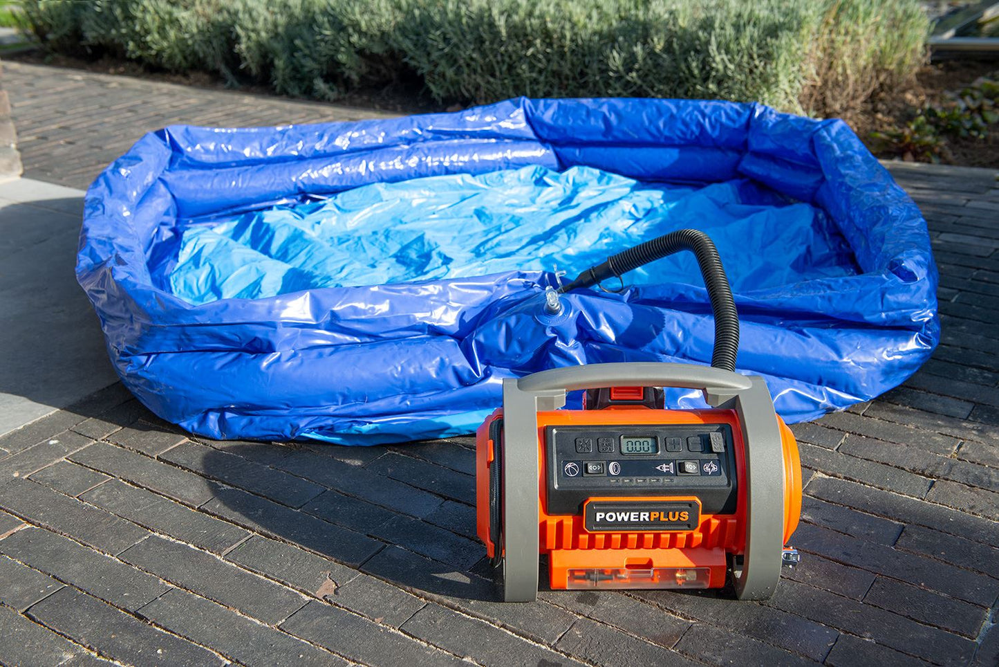 Dual Power - 20V Cordless Inflator/Deflator - 11bar (unit only)
