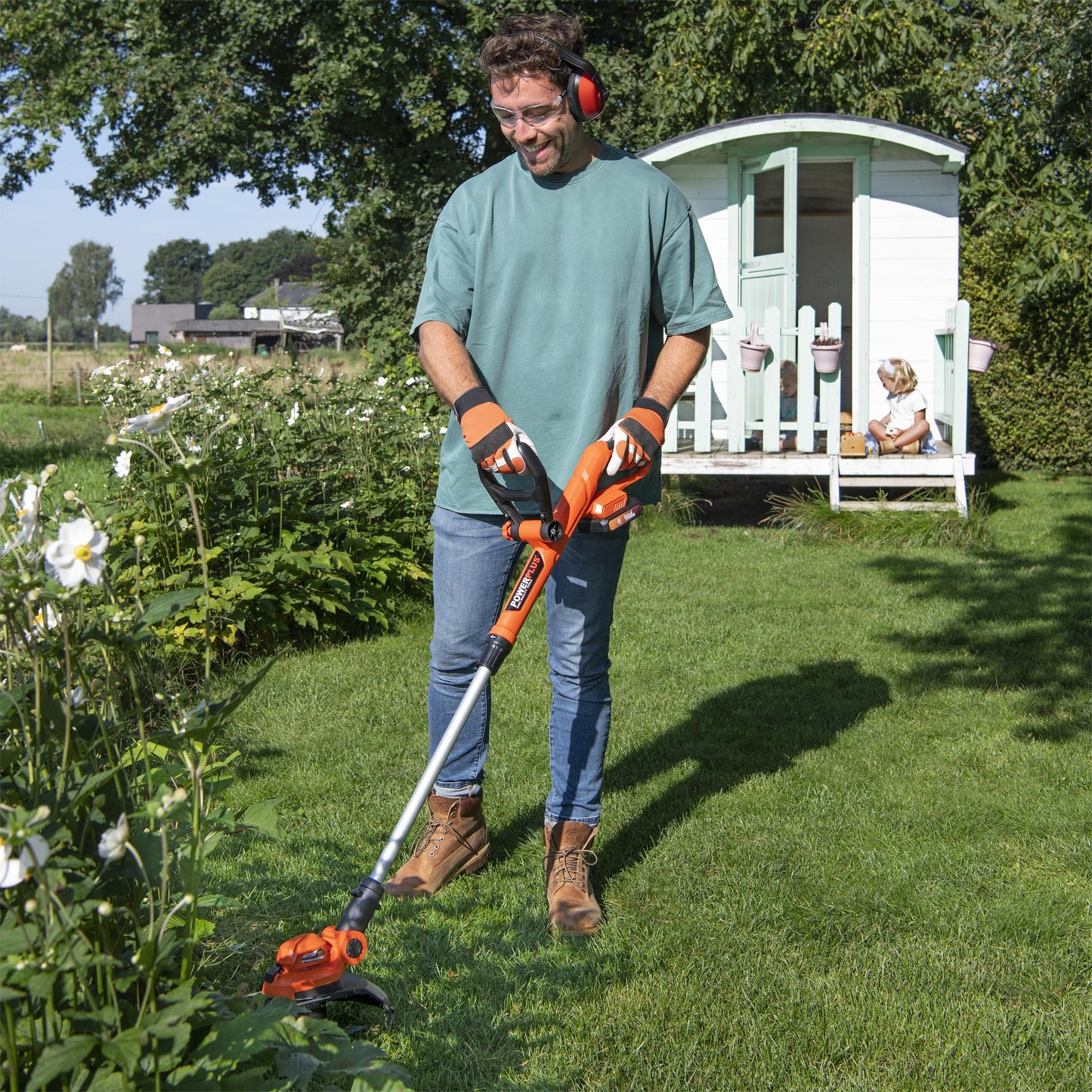 Dual Power - 20V Cordless Grass Trimmer - 250mm (unit only)