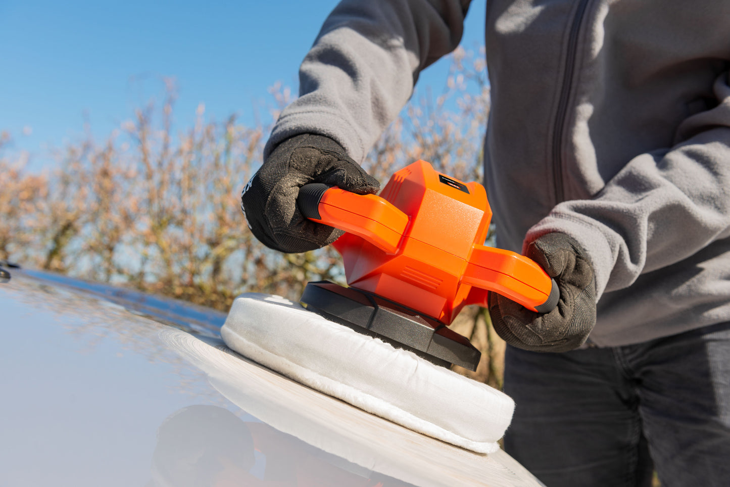 Dual Power - 20V Cordless Polisher - 240mm (unit only)