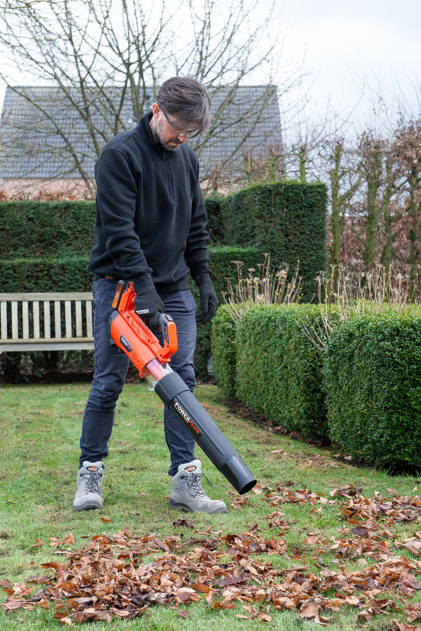 Dual Power - 20V Cordless Leaf Blower - 145km/h (unit only)