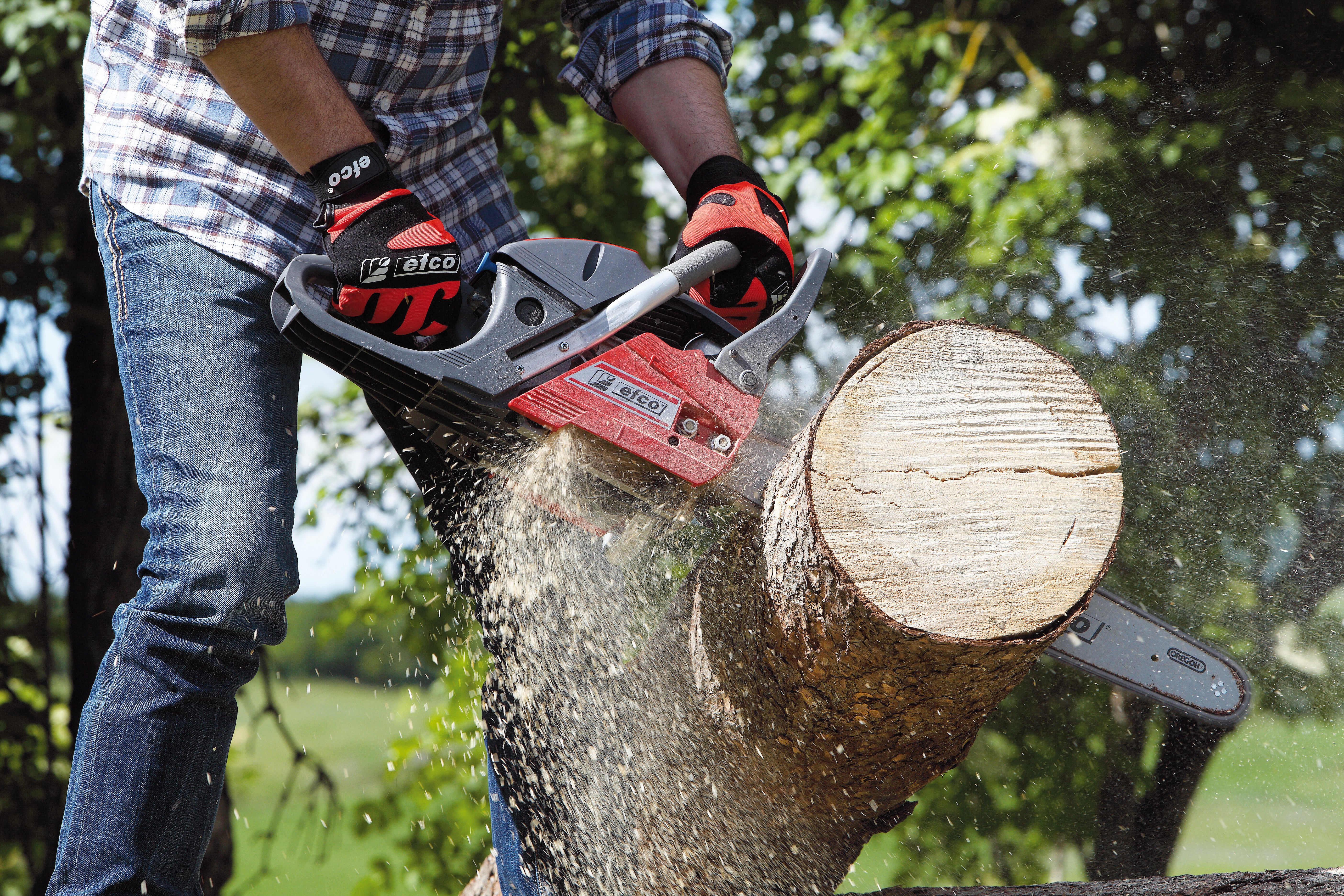 Red Rhino - Petrol Chainsaw - 54.5cc - Pro Powered By EFCO