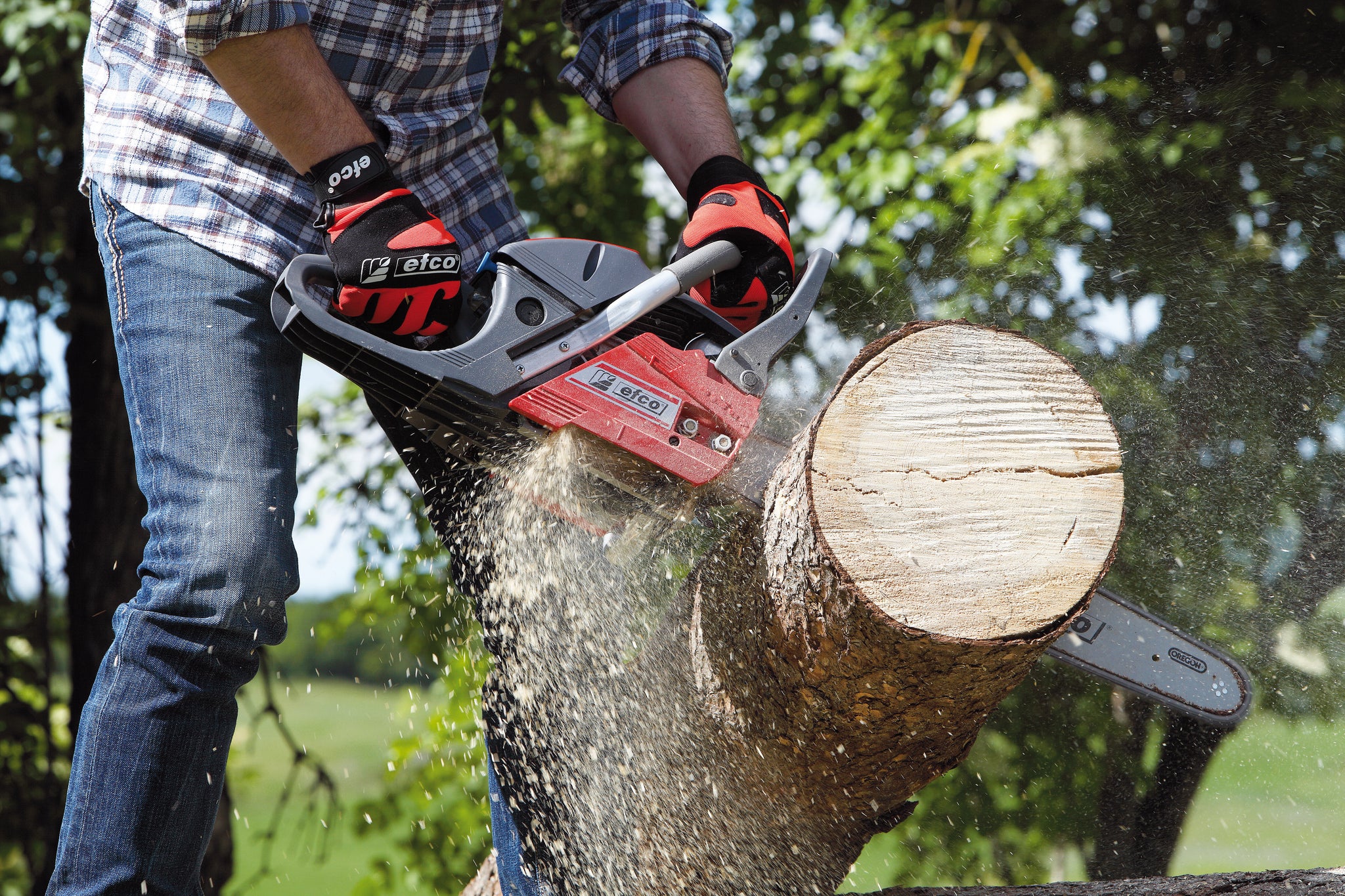 Red Rhino - Petrol Chainsaw - 54.5cc - Pro Powered By EFCO