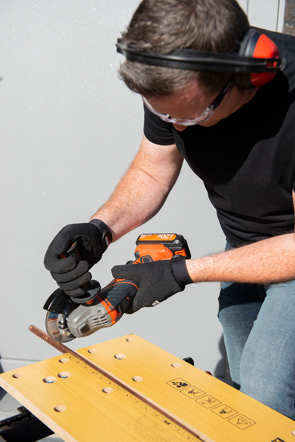 Dual Power - 20V Cordless Angle Grinder - 115mm Combo